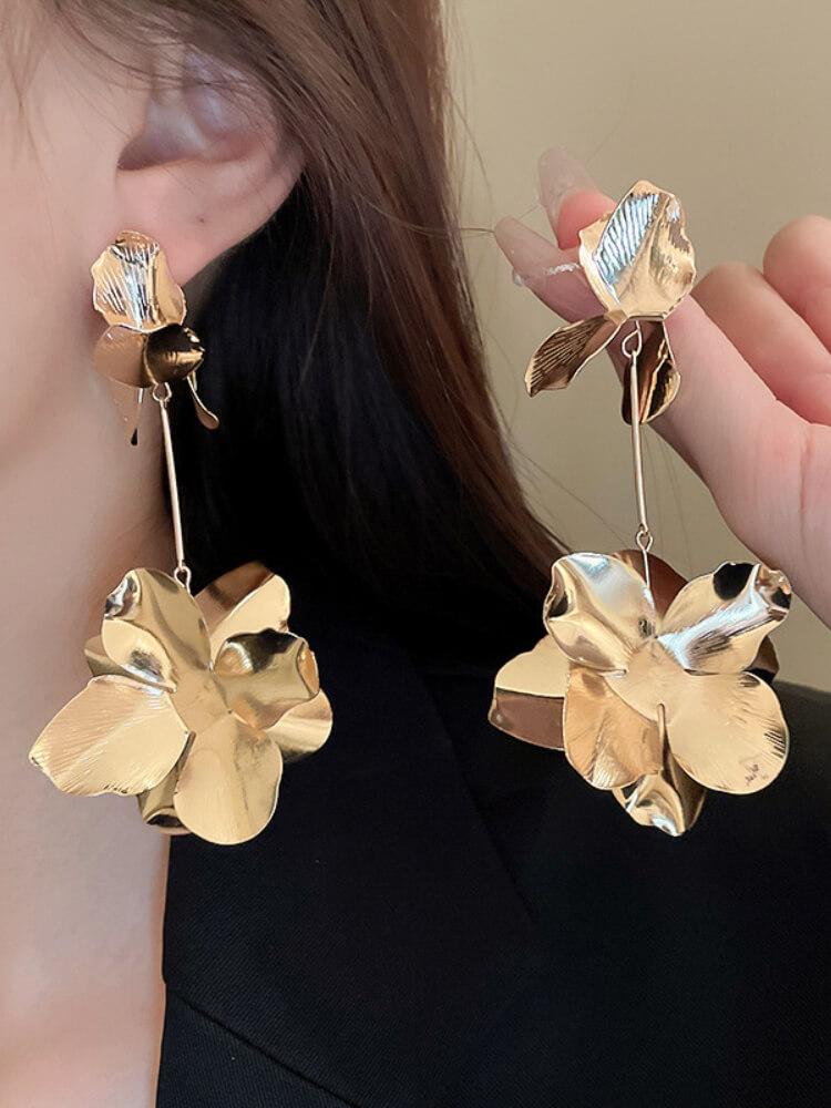 Metal Flower Tassel Earrings