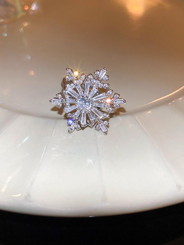 Women's Gold Plated Zircon Snowflake Ring