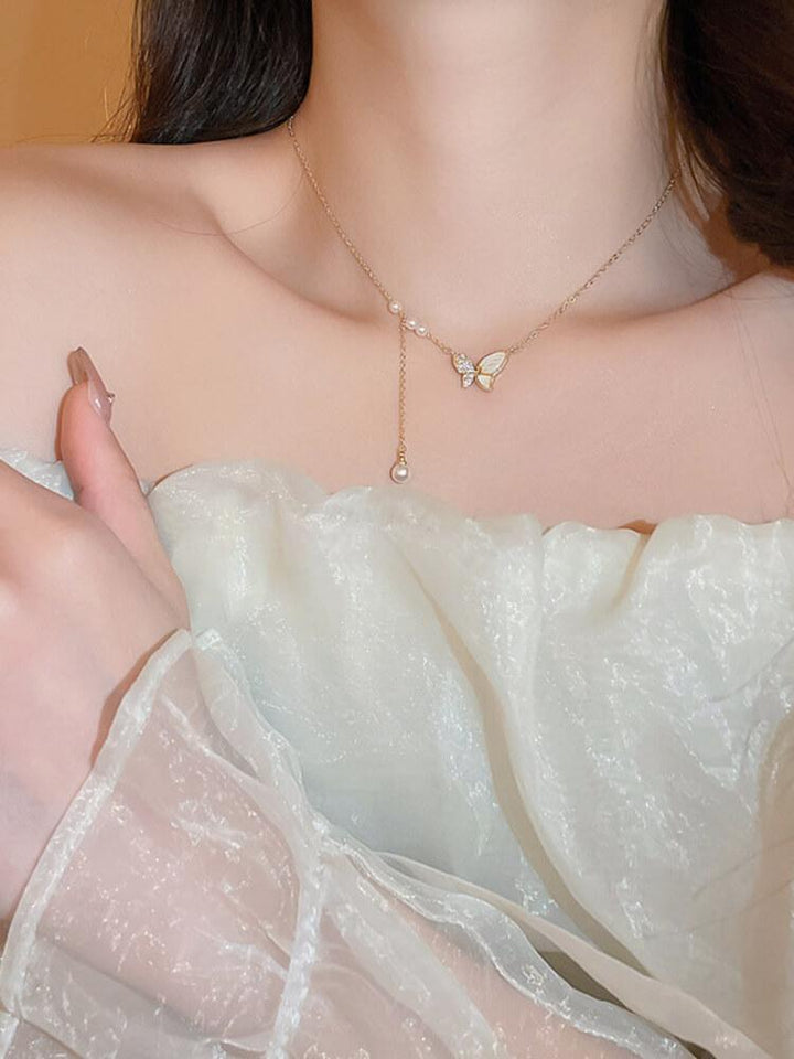 Zircon Butterfly Shaped Pearl Necklace