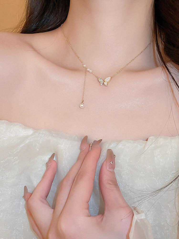 Zircon Butterfly Shaped Pearl Necklace