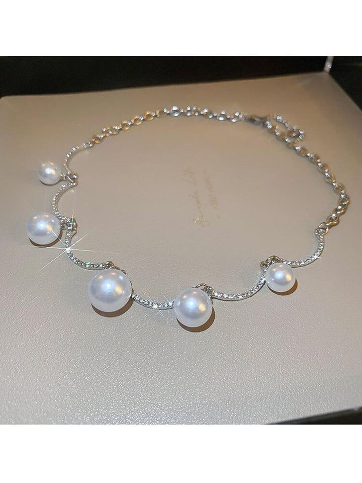 Diamond-encrusted Pearl Irregular Geometric Necklace