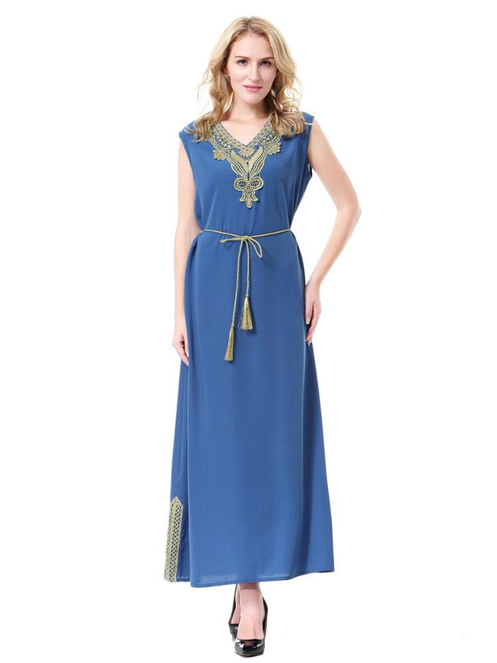 Solid Color Embroidered Dress With Belt
