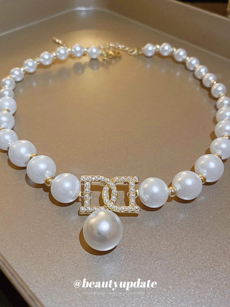 Women's Pearl Letter Pattern Necklace