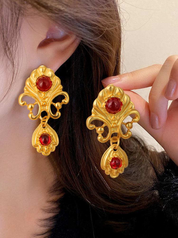 Women's Elegant Geometric Contrast Earrings