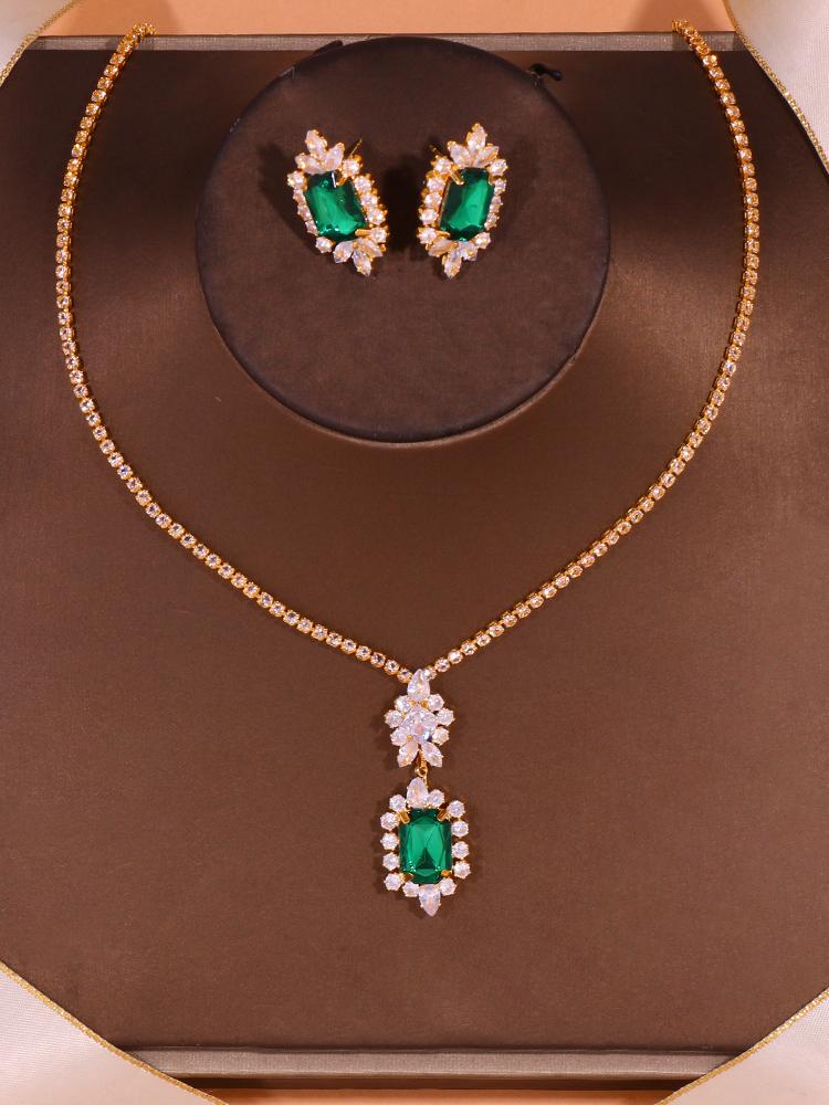 Necklace Earrings Set