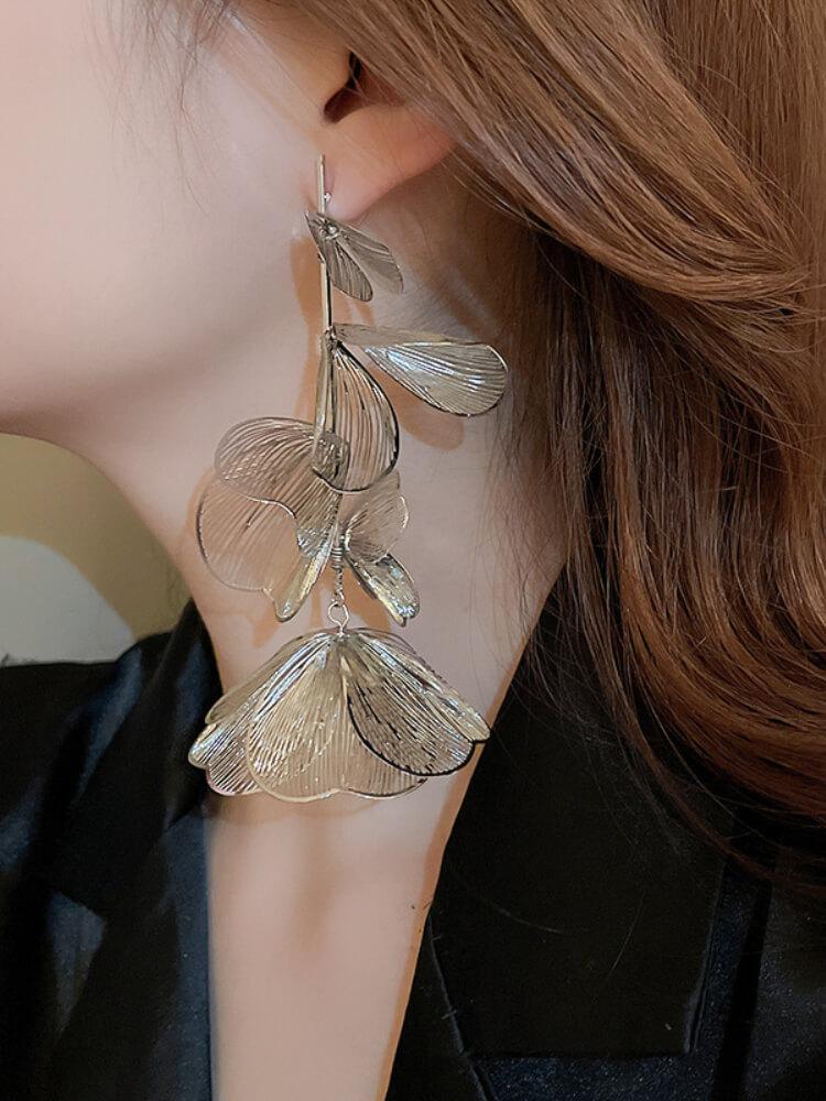 Women's Silver Needle Hollow Metal Flower Tassel Earrings
