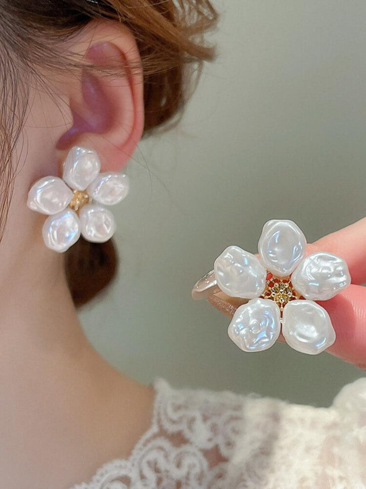 Silver Needle Flower Baroque Pearl Earrings