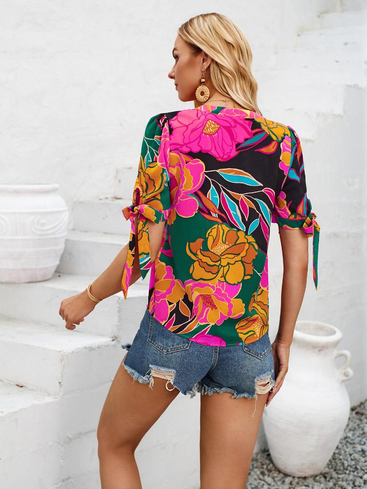 Casual Floral Printed V-Neck Top