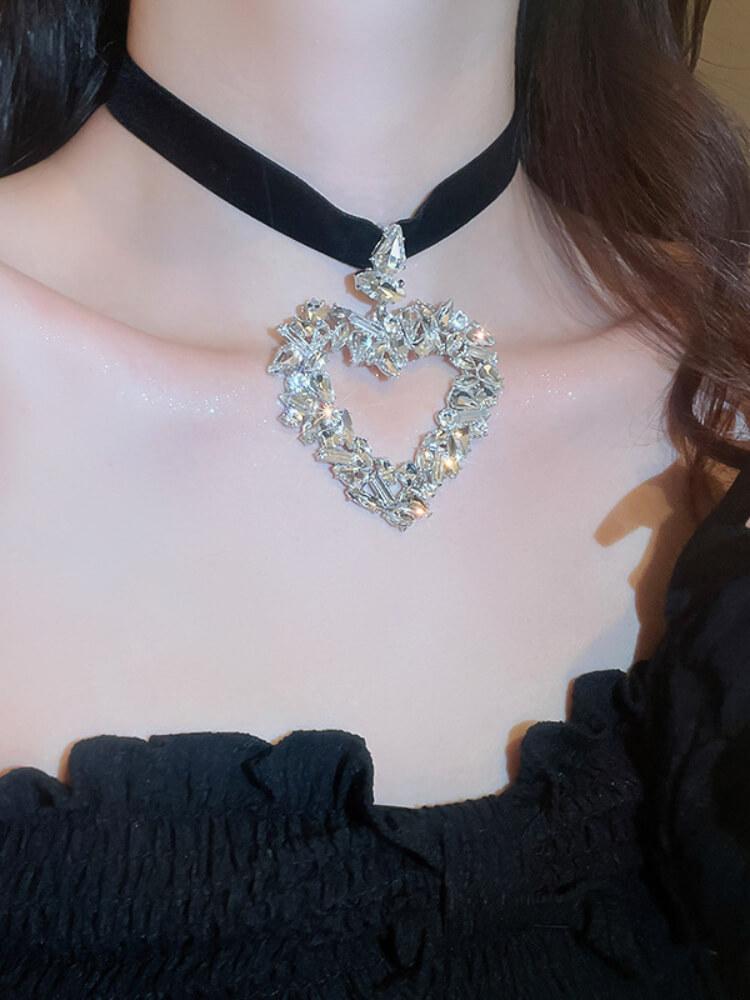 Women's Diamond Love Velvet Necklace
