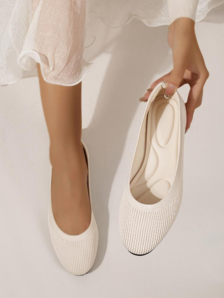 Shallow Mouth Knit Flat Soled Shoes
