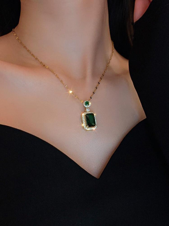 Women's Zircon Emerald Necklace Earring Set