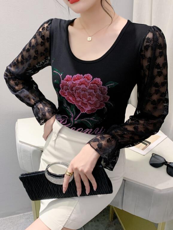 Women's Lace Floral Pattern T-Shirt